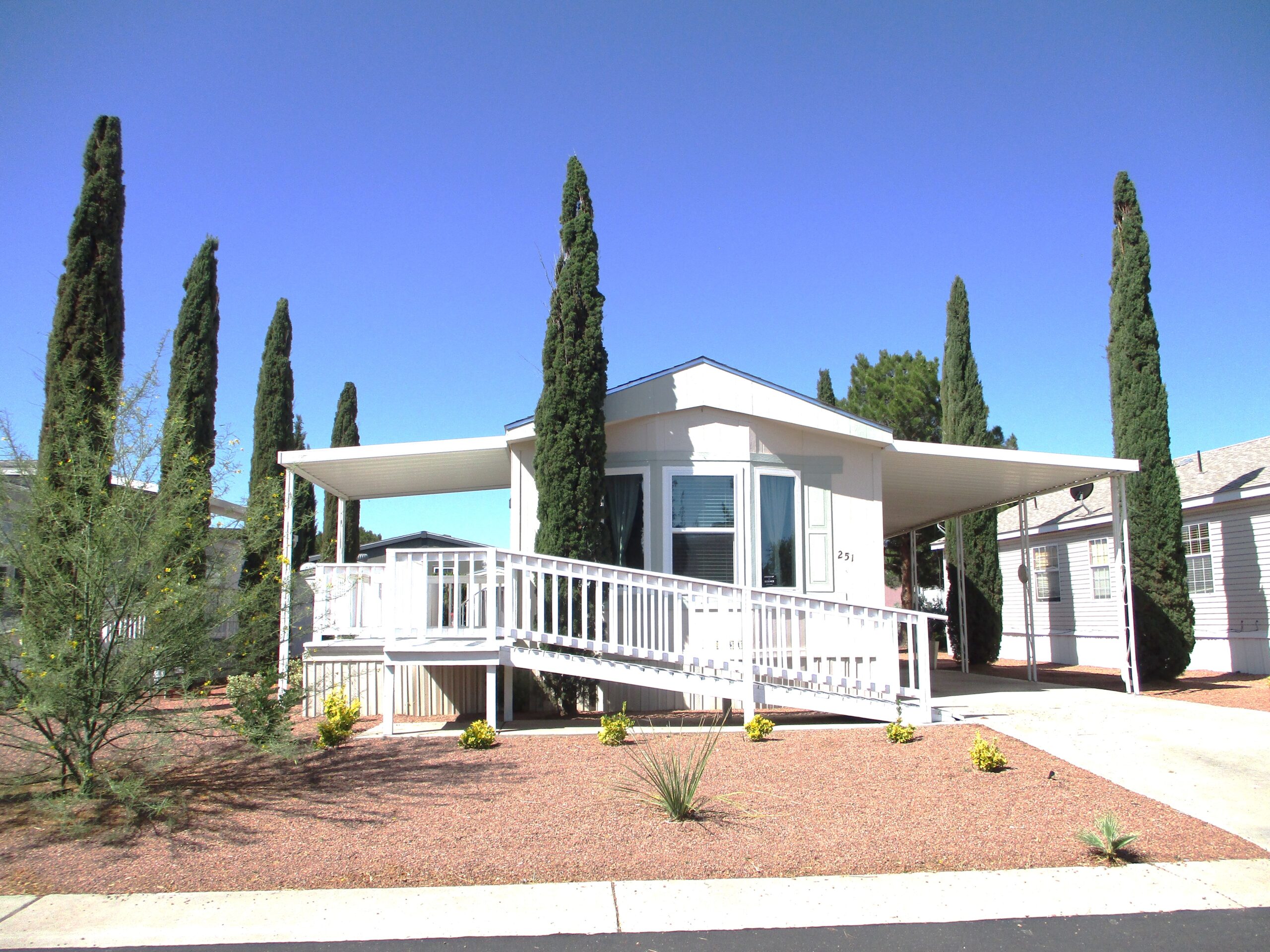 251 Happy Trails South
